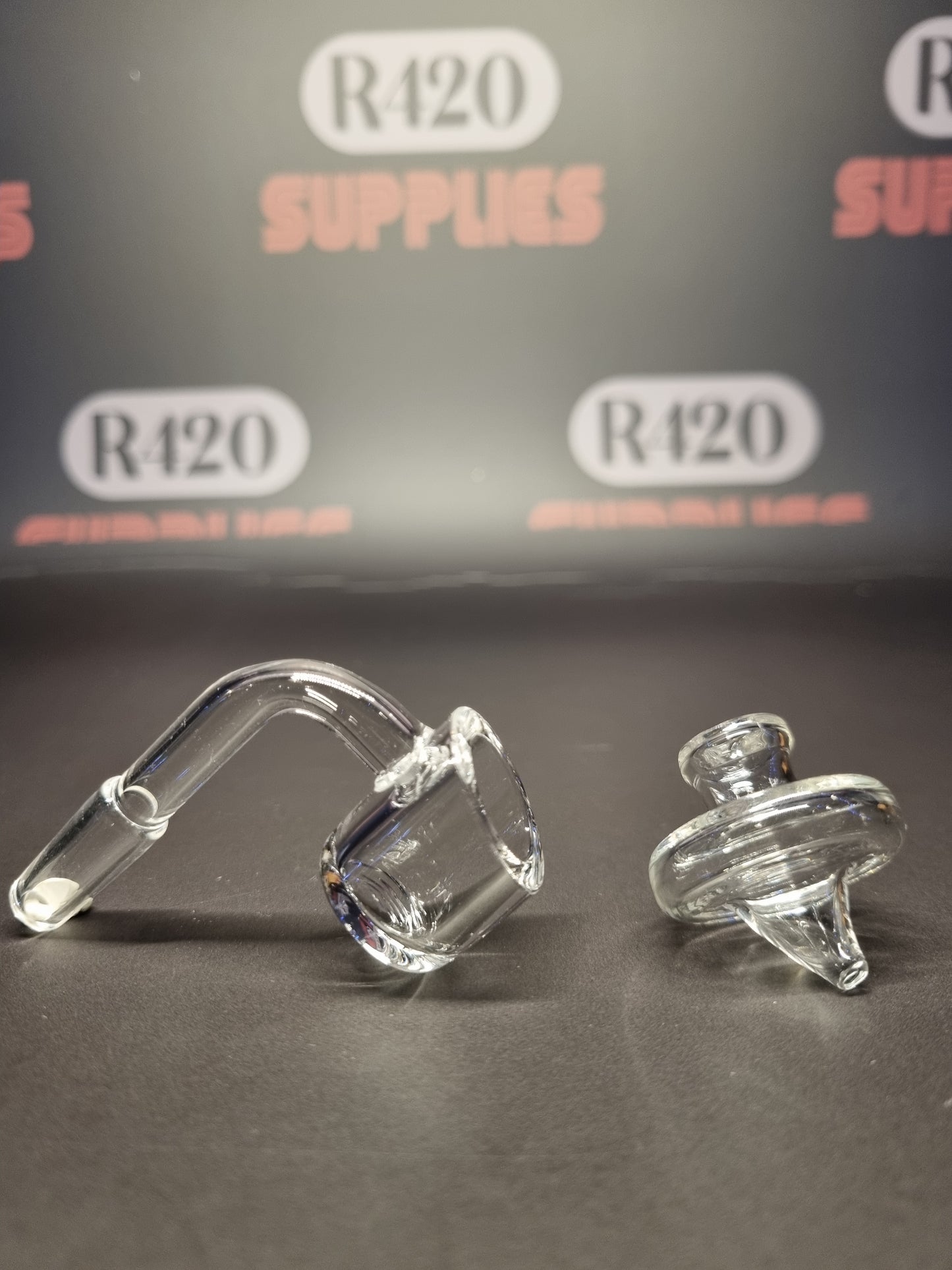 Quartz Banger - 10mm / 90° Male Fitting - Angled Top + Carb Cap