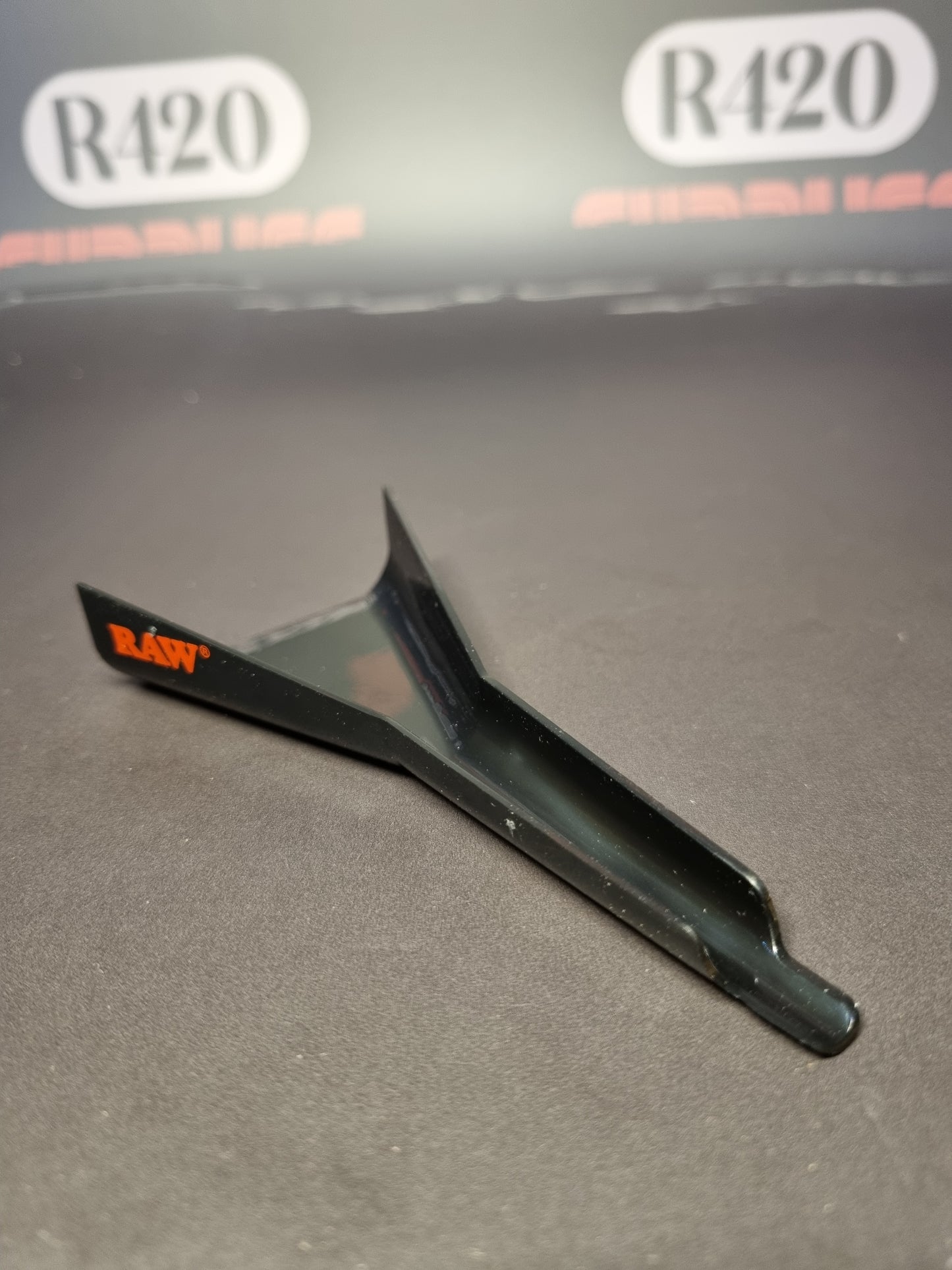 RAW Loader - Kingsize & 1 1/4 Size