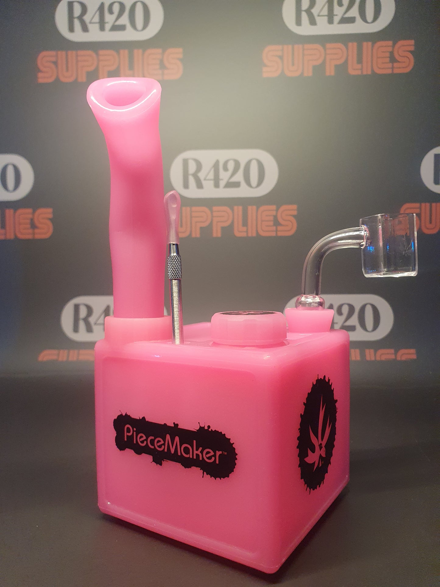 PieceMaker "Kube" Miss Pinky Glow Siliconen Dab Rig / Bong - 19cm (Ø23mm)