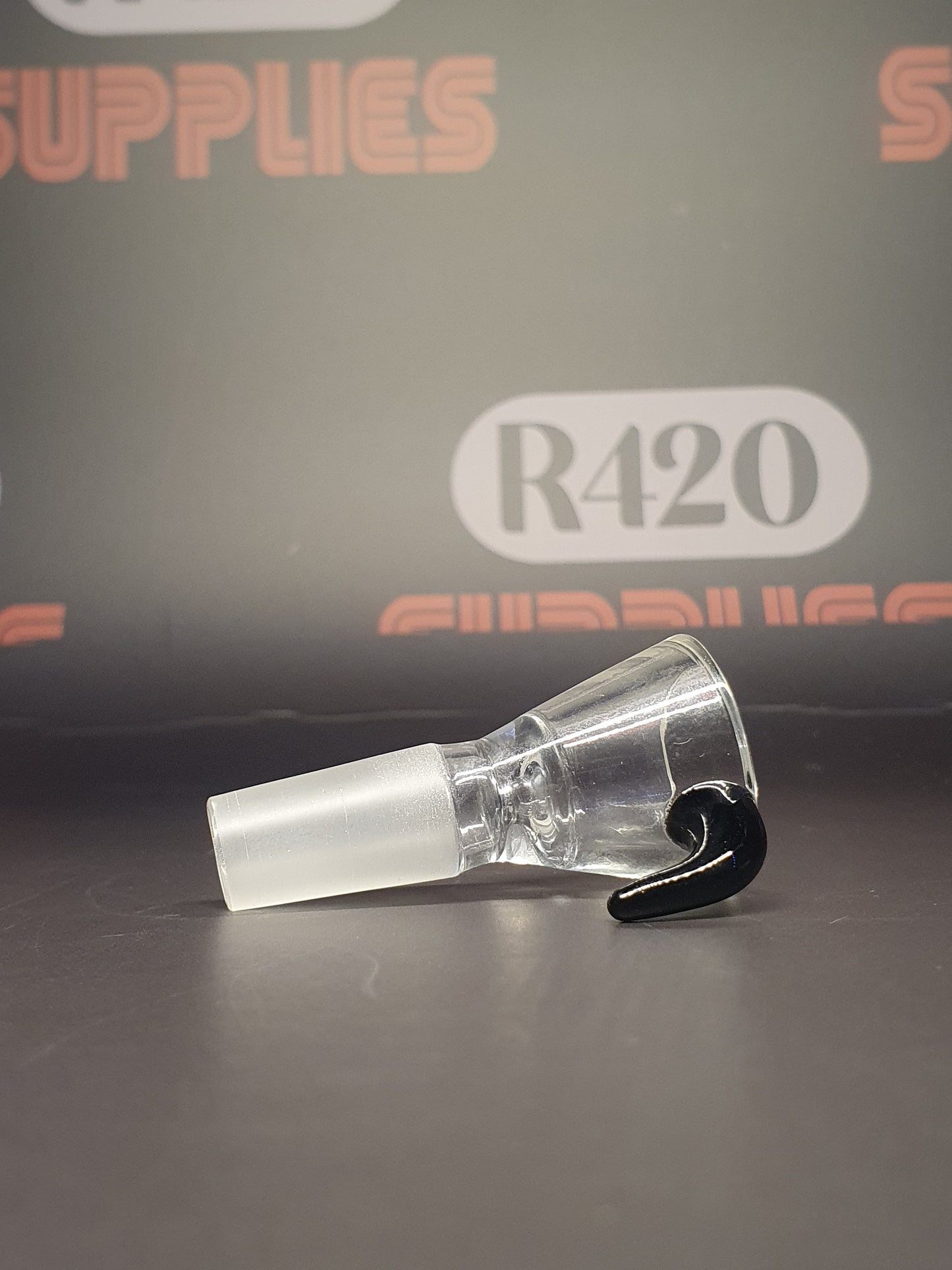 Glass Bowl with Pull Handle - 14mm Male - Black