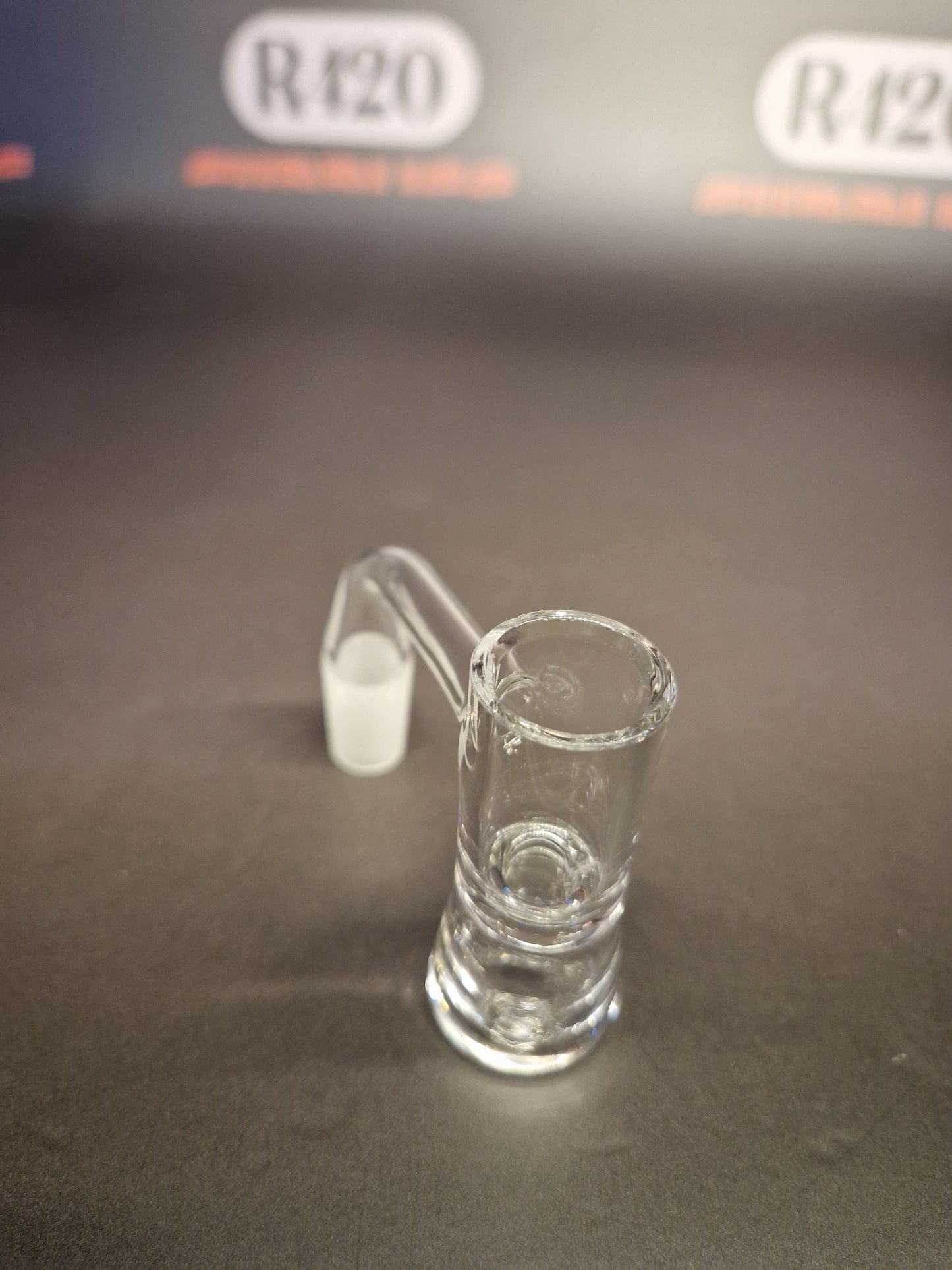 Quartz Banger - 14mm / 90° Male Fitting - Flat Bottom Bucket with Autospin