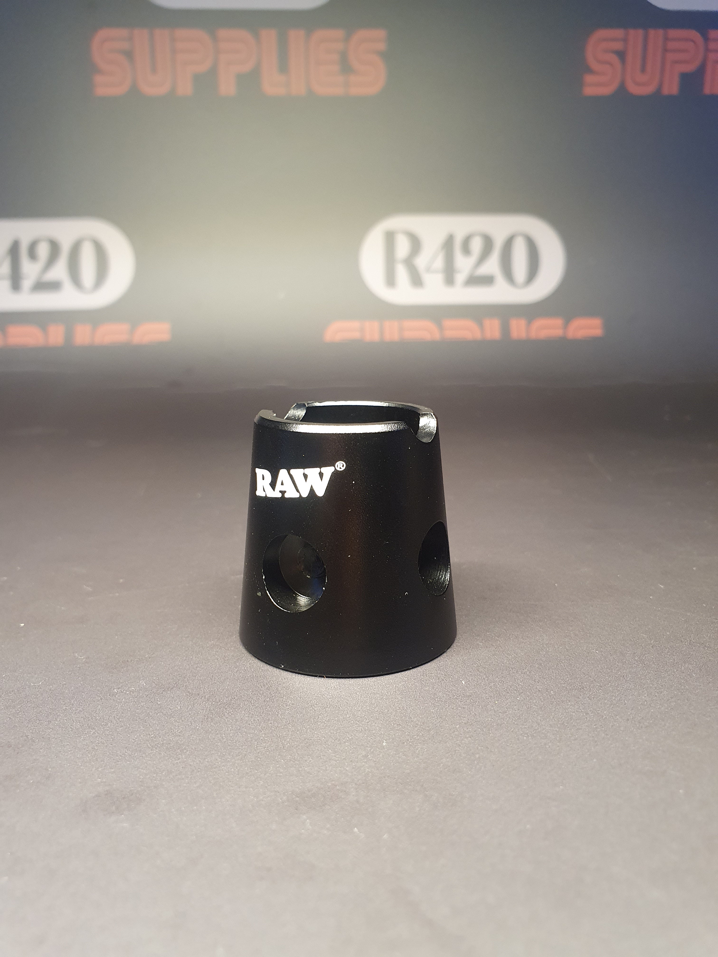 RAW Magnetic Cone Snuffer