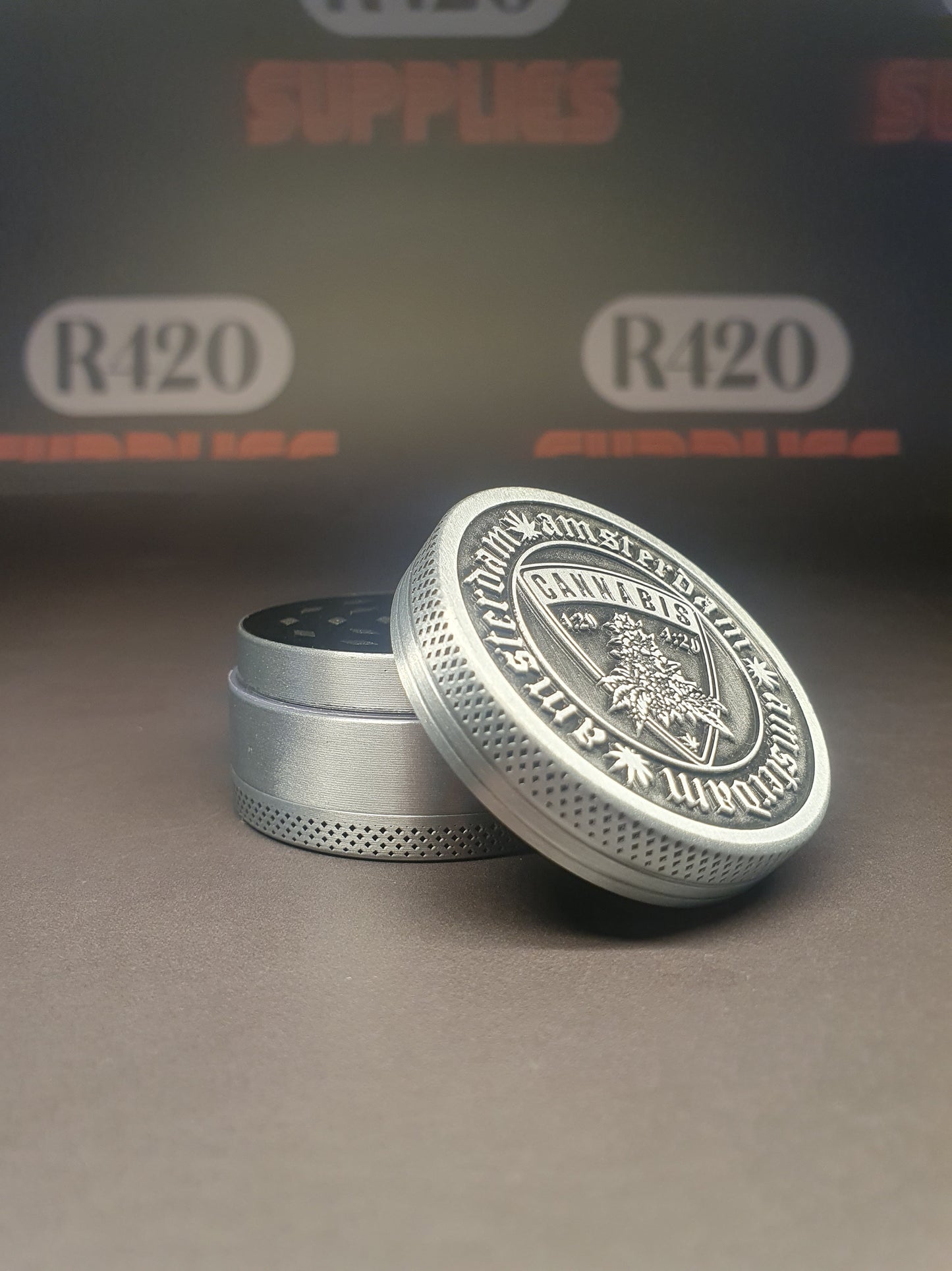 Amsterdam Green - 3 Piece Metal Grinder - 50mm - 3 Partl