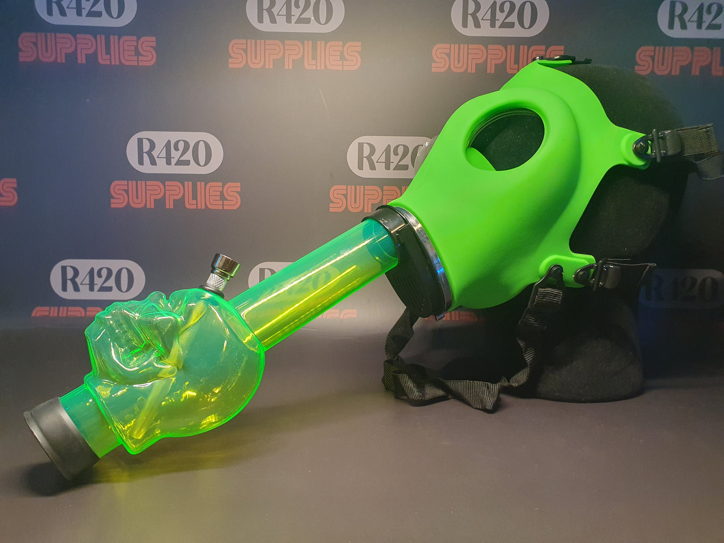 Gas Mask Bong - Multiple Colours