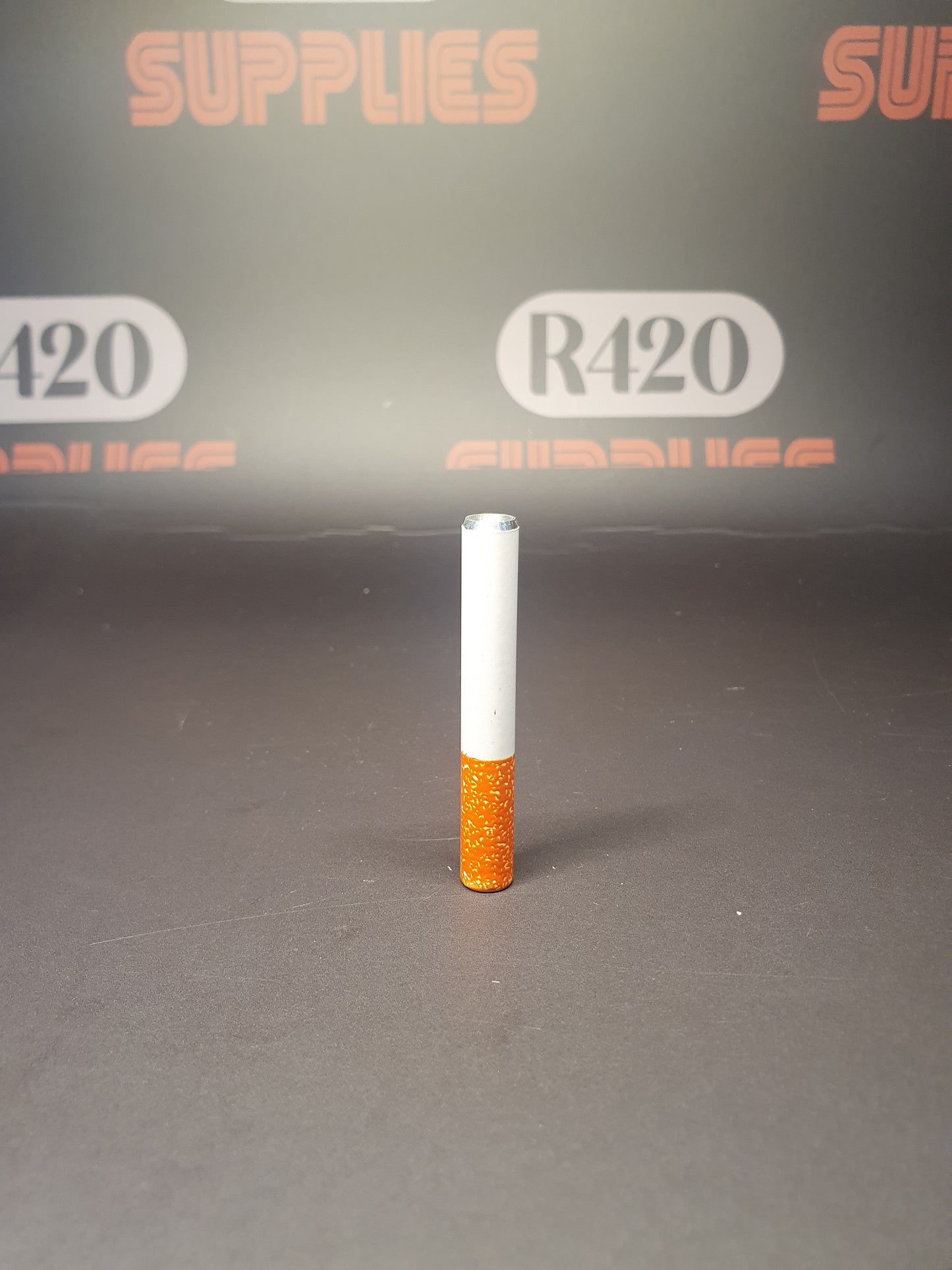 Metal One Hitter - Cigarette Look -  57mm