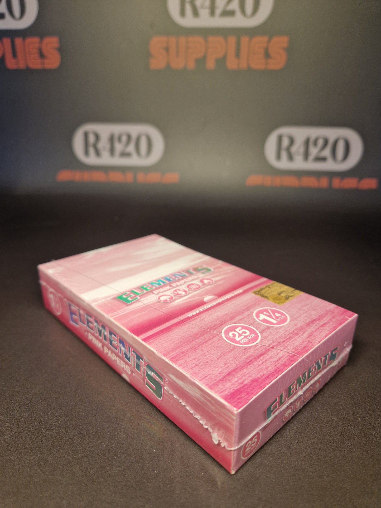 Elements Pink 1 1/4  - Ultra Thin Papers