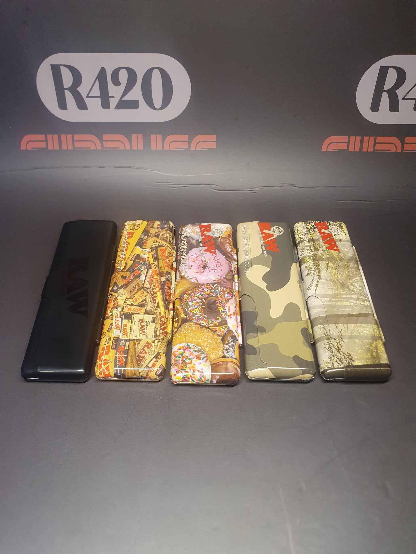 RAW Metal Paper Case - Kingsize - Mixed Designs