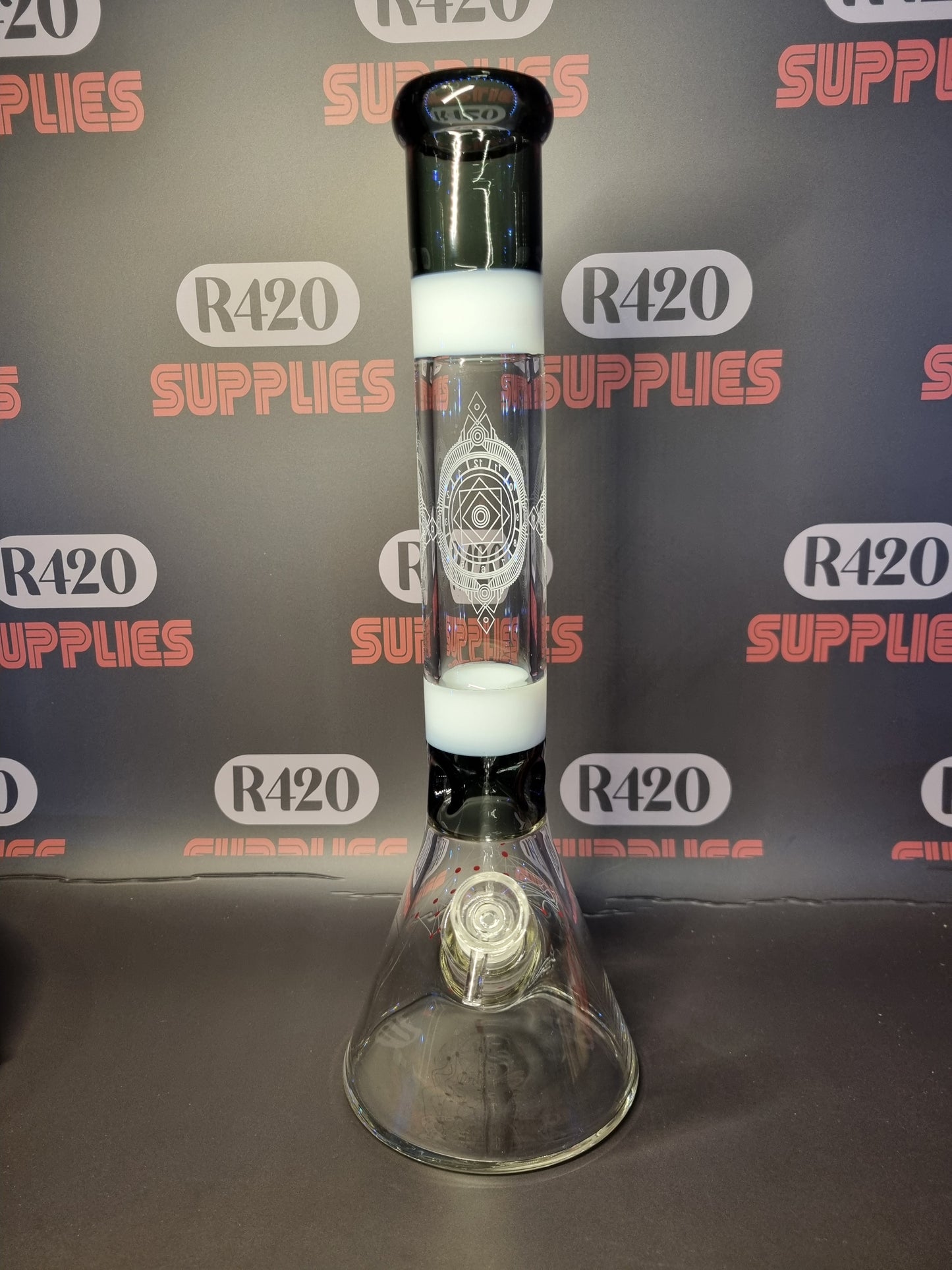 Zwart-wit gemengd geometrisch ontwerp Bong - H:41cm - Ø:50mm SG:18,8mm - 7mm dikte