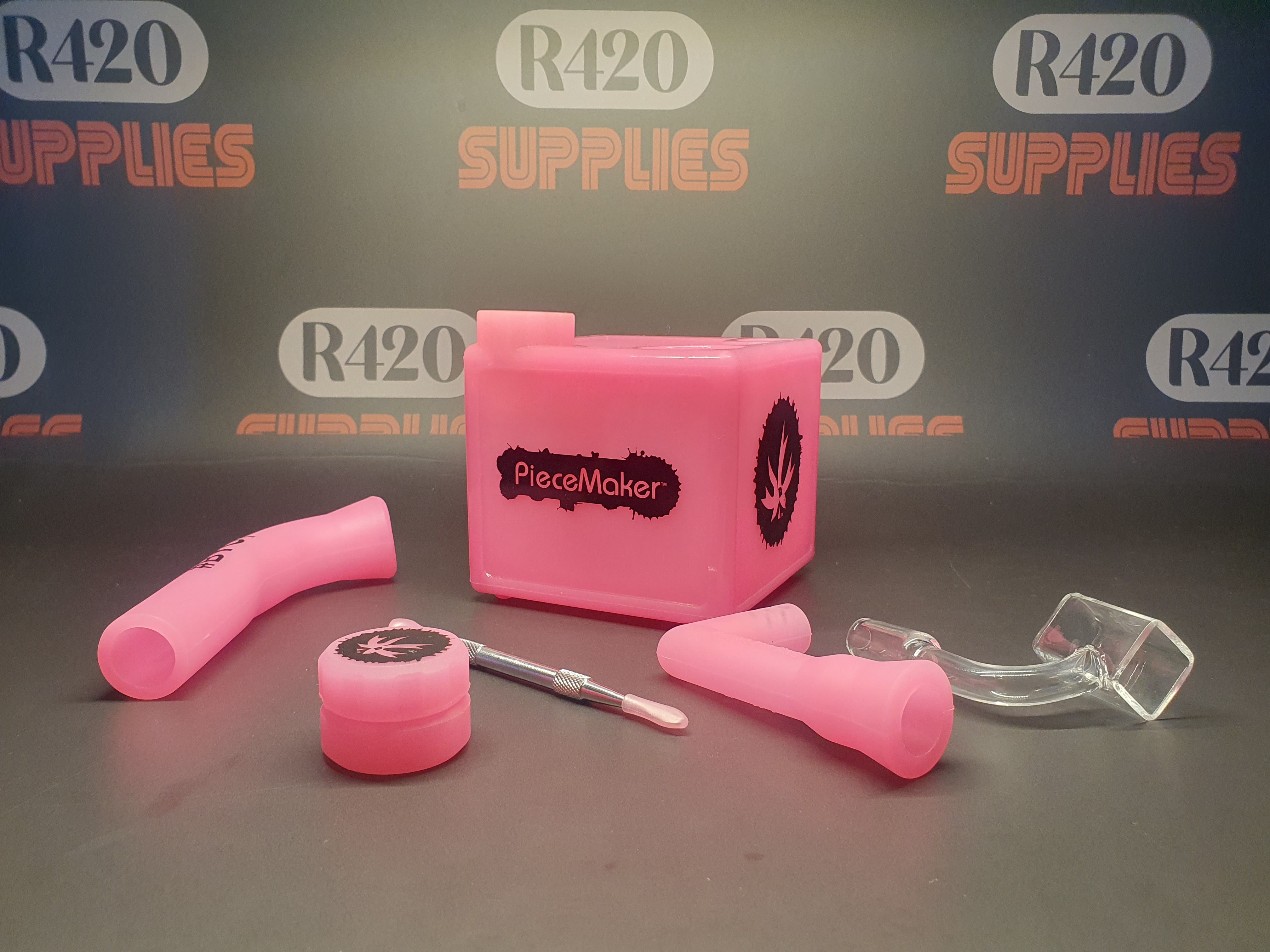 PieceMaker "Kube" Miss Pinky Glow Silicone Dab Rig / Bong - 19cm (Ø23mm)