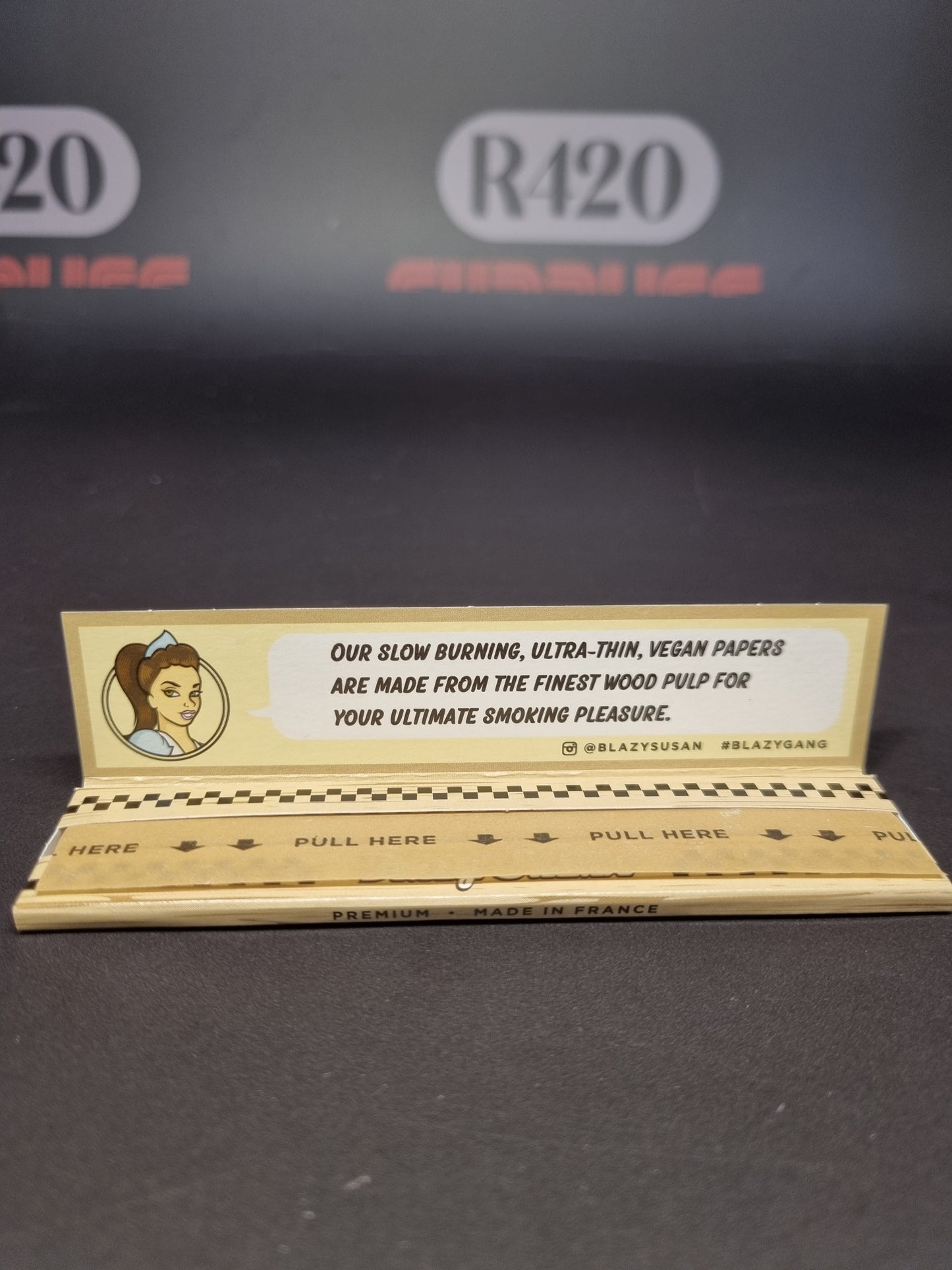 Blazy Susan Kingsize Slim Rolling Papers - Unbleached