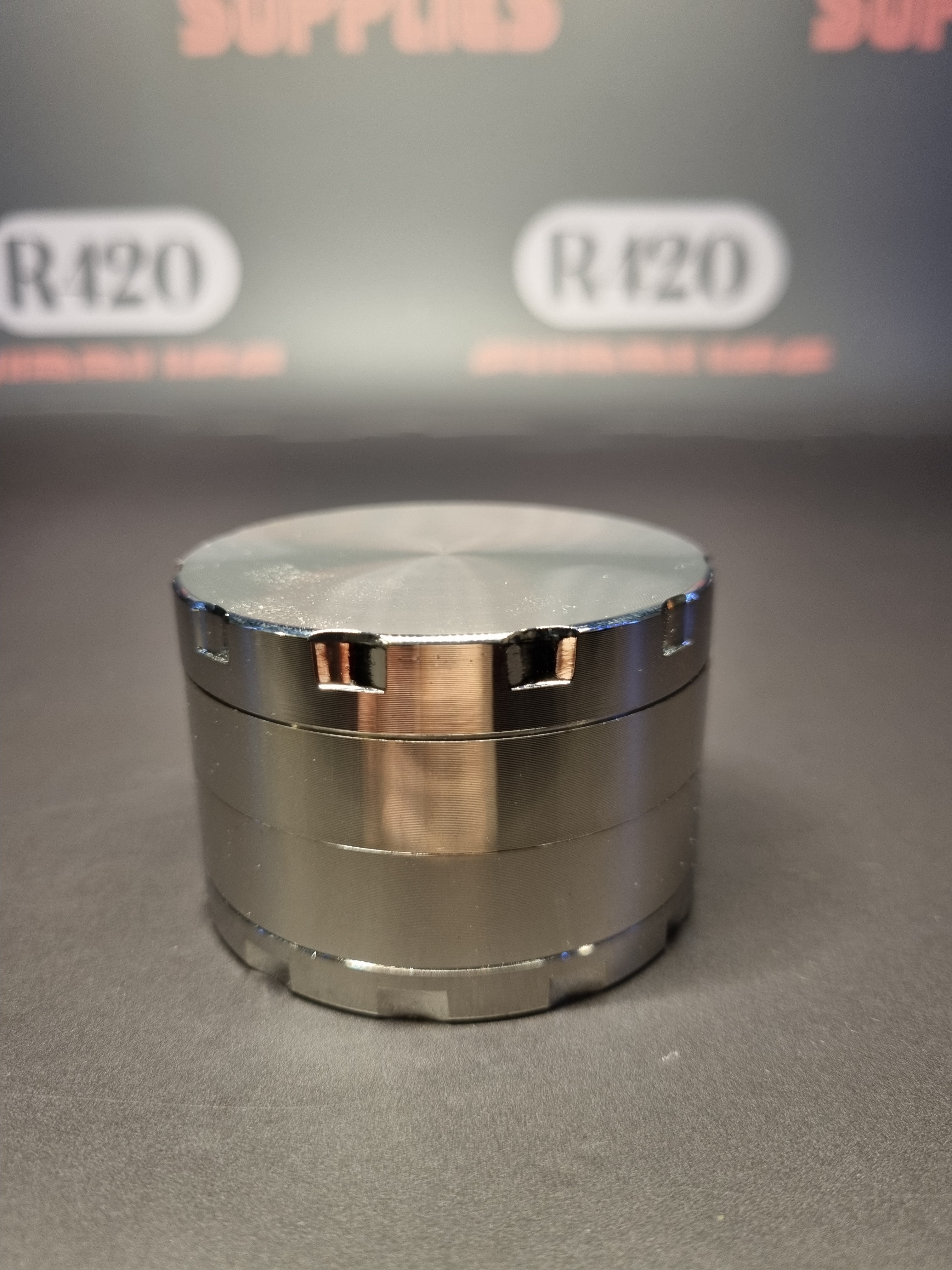 Silver Metal Grinder - 60mm - 4 Part