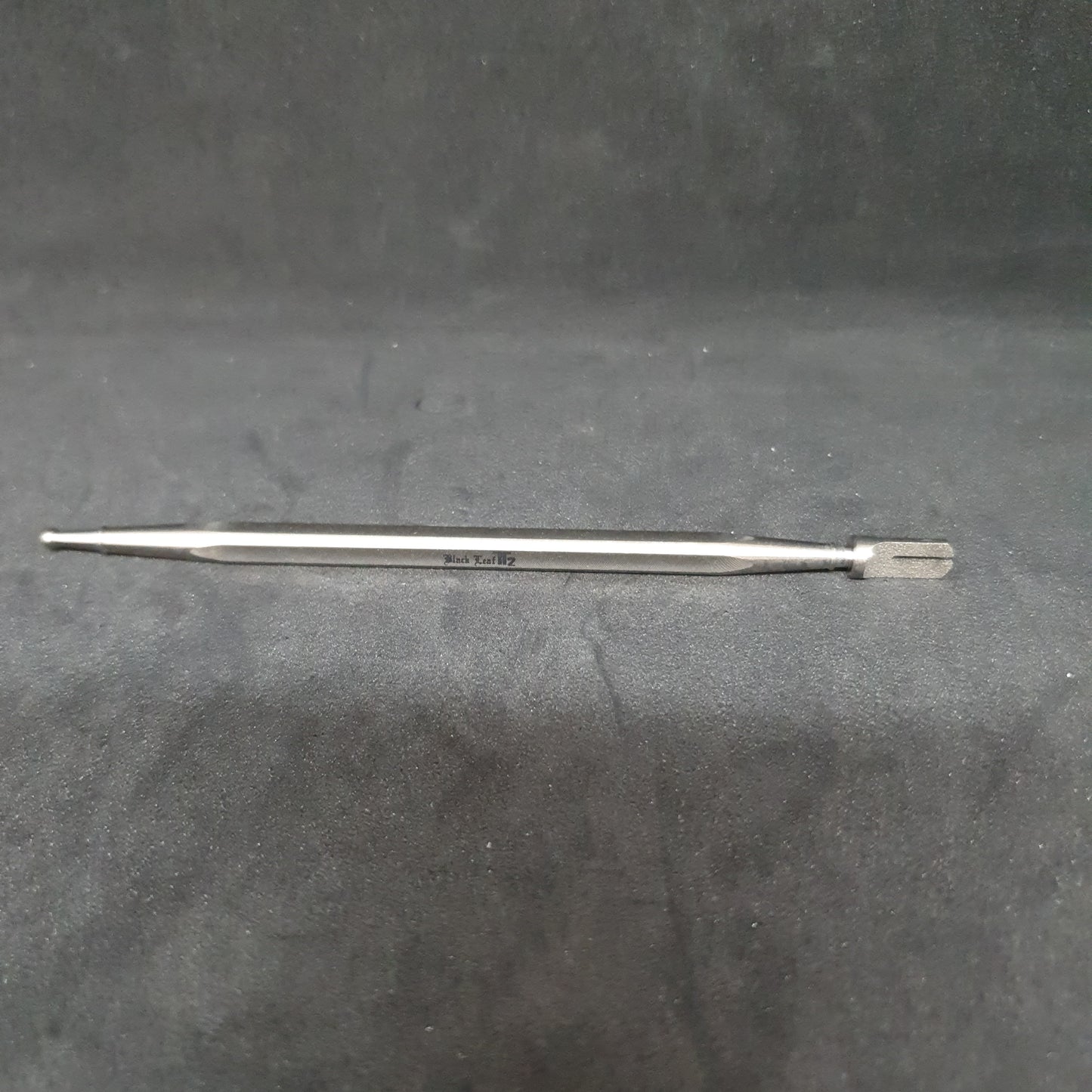 Black Leaf – T2 Titanium Dabber