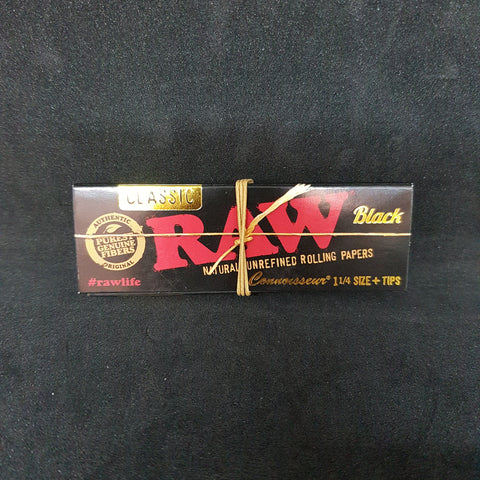 RAW Black Connoisseur 1 1\4 size + Tips
