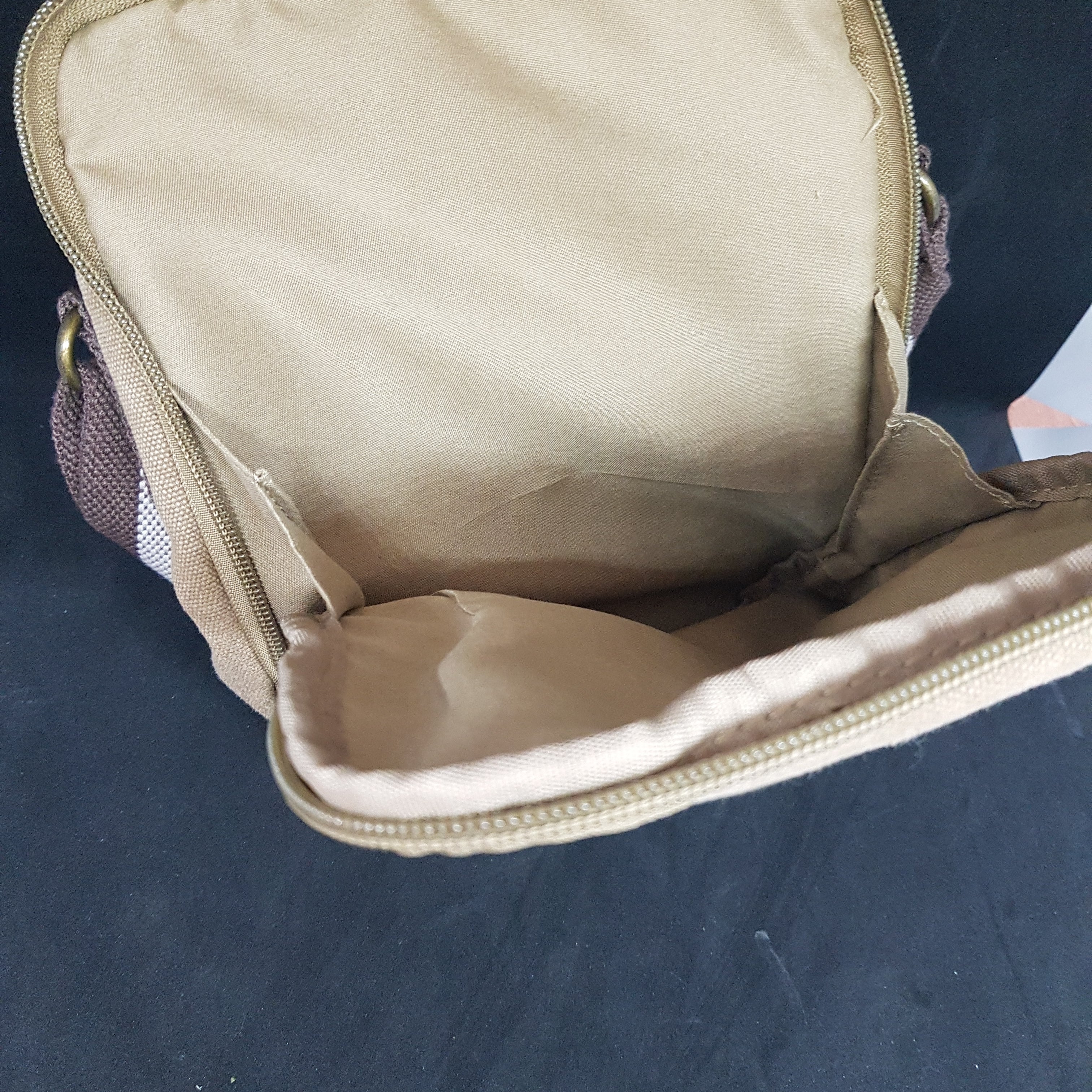 RAW x Rolling Papers Shoulder Bag - Brown