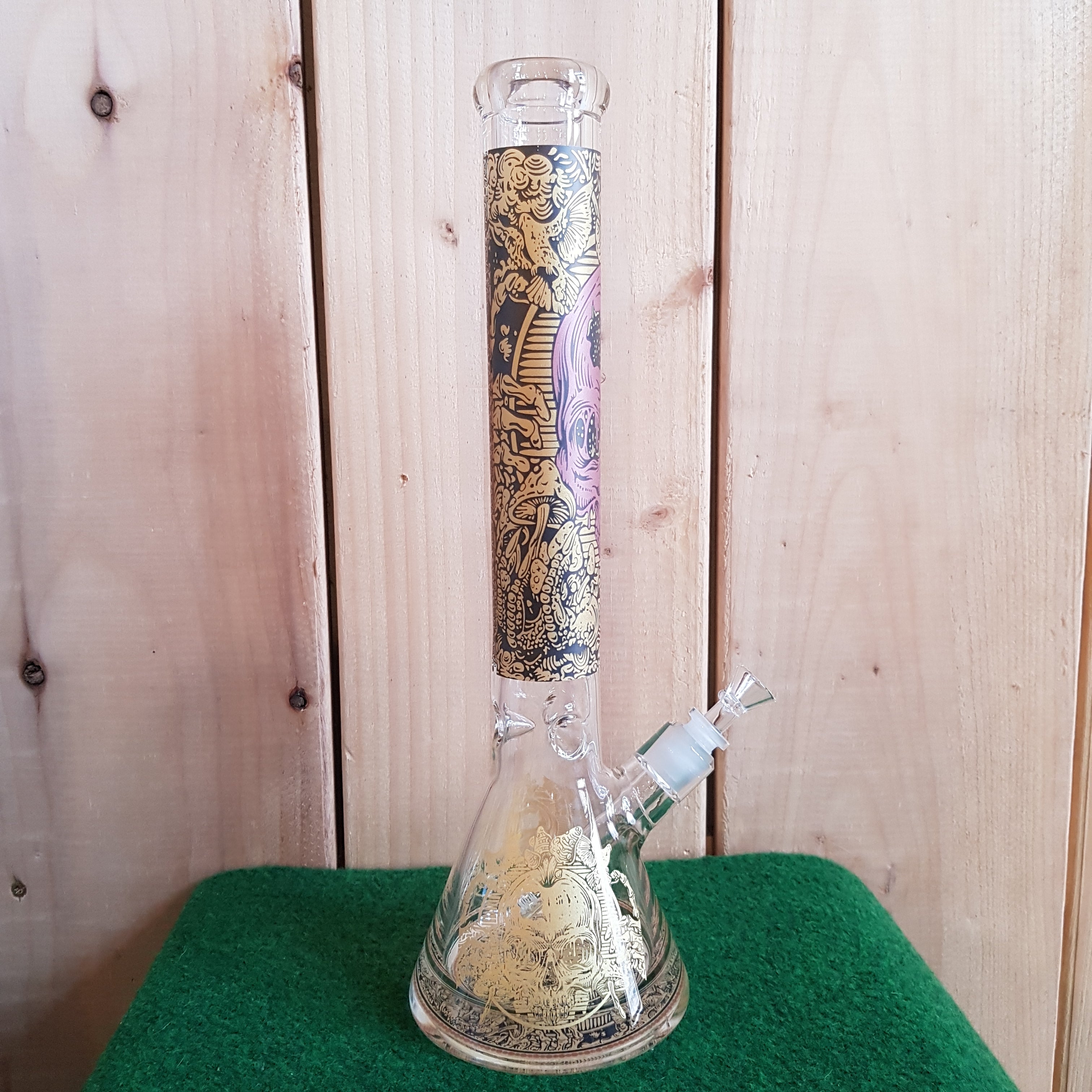 Amsterdam - Limited Edition Heavy Beaker Series - Skull - H:42cm