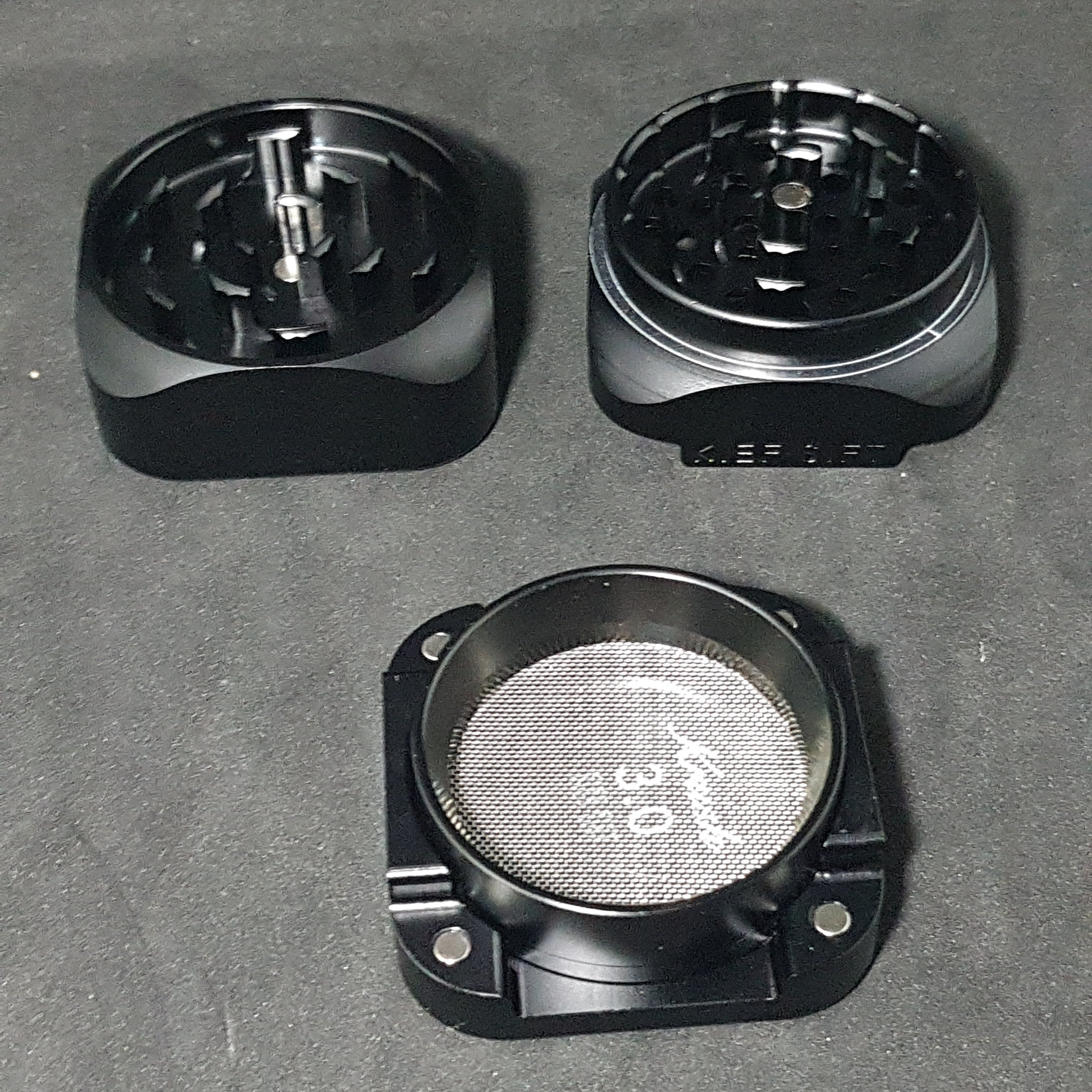 Krush Kube Grinder 3.0 - Black