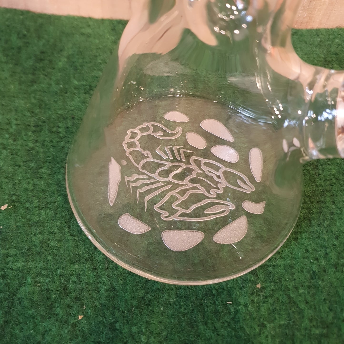 Amsterdam - Limited Edition Heavy Beaker Series - "Scorpion" - H:40cm