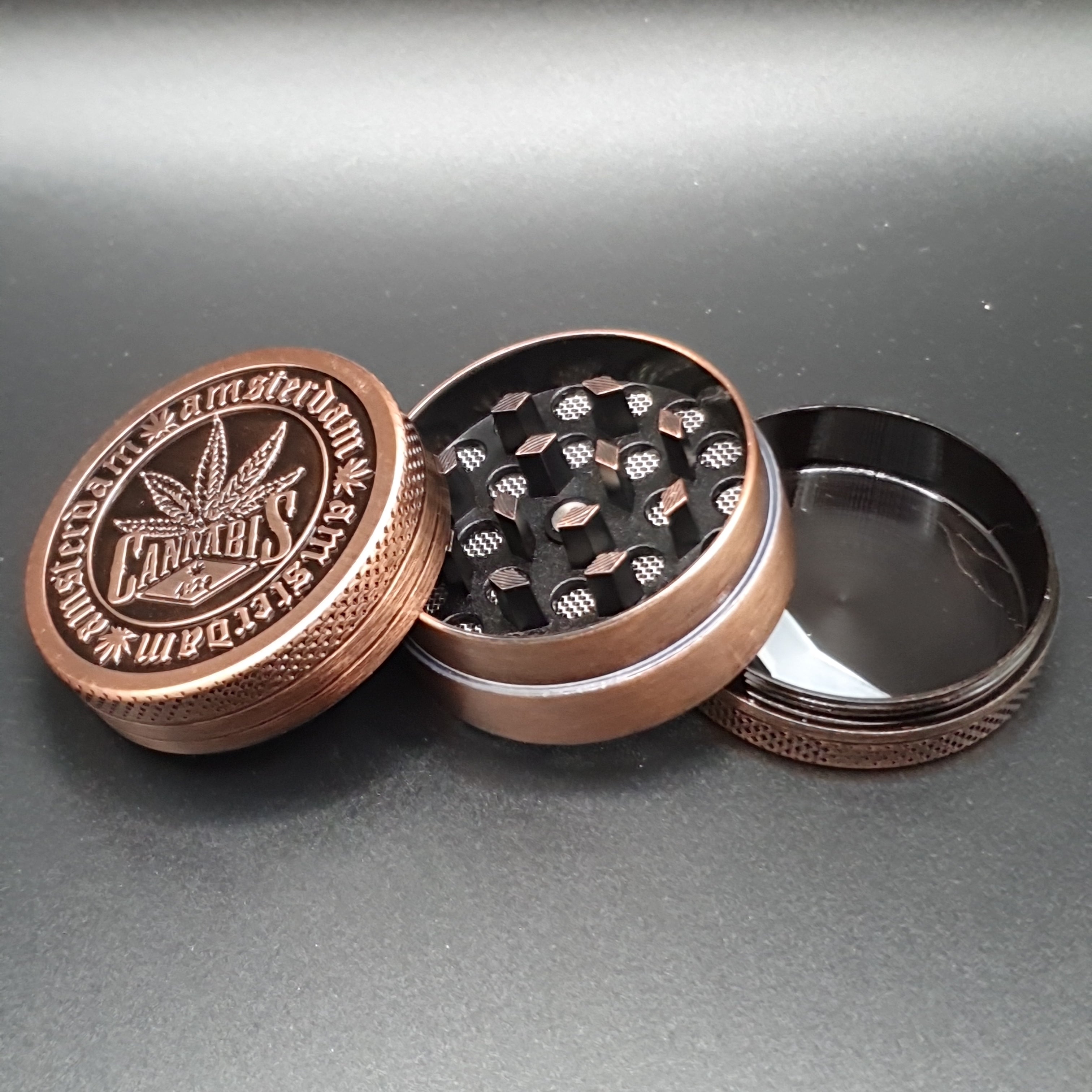 Amsterdam Green - 3 Piece Metal Grinder - 40mm